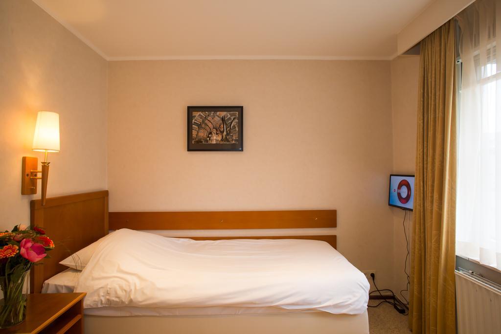 אלמן Landhotel De Hoofdige Boer מראה חיצוני תמונה