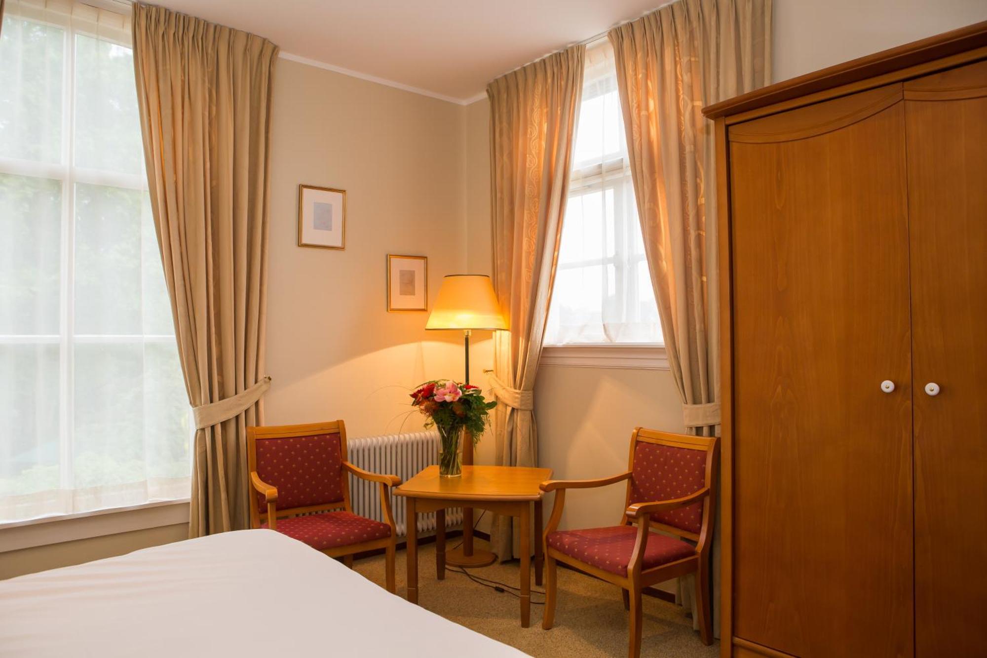 אלמן Landhotel De Hoofdige Boer מראה חיצוני תמונה
